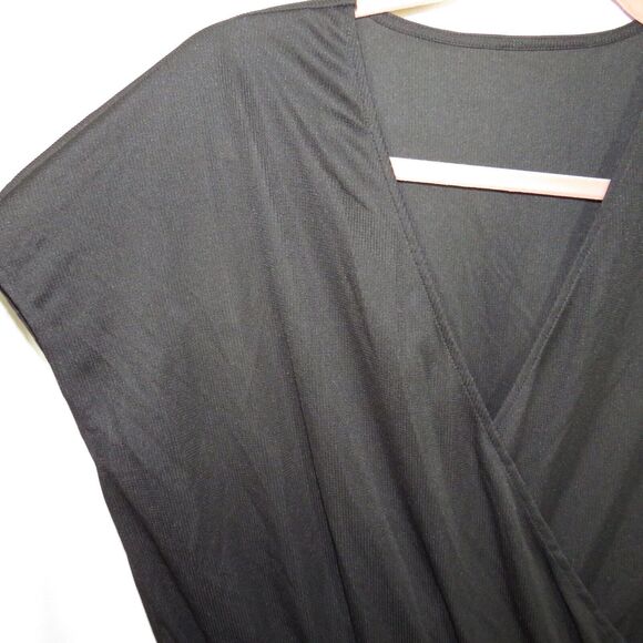 Halara Waffle Textured Blouson Wrap Look Lightweight Pleated Romper Size Medium - Picture 7 of 9